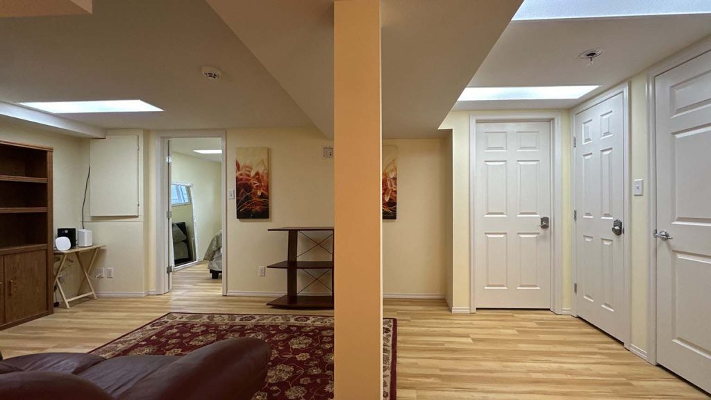 1704 10 Ave S Downstairs 6