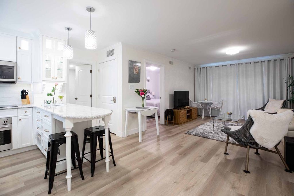 429 23 St S Furnished 3