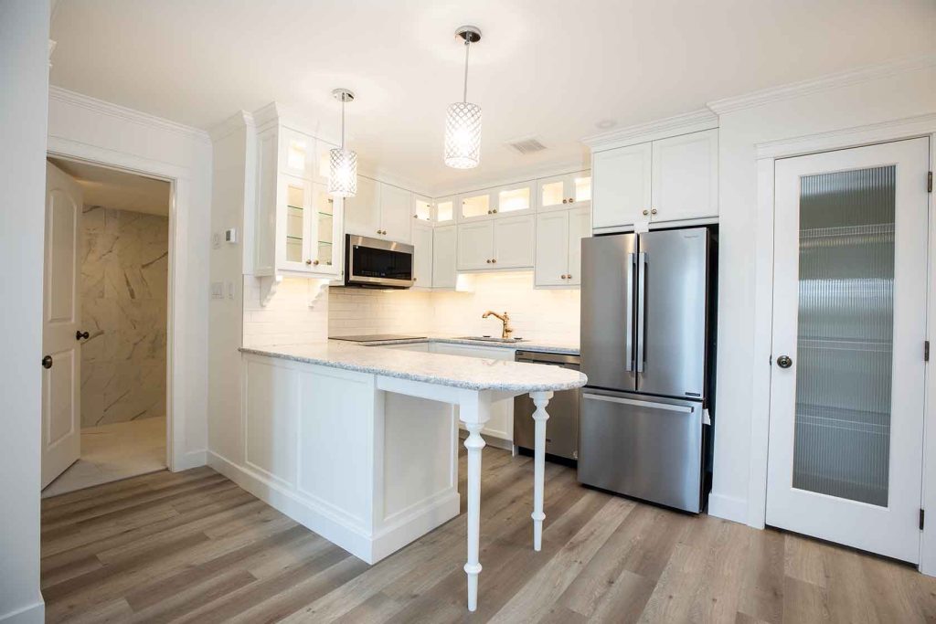 429 23 St S Unfurnished 4
