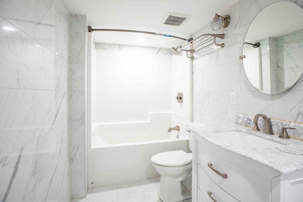 429 23 St S Unfurnished 3