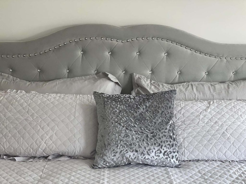 429 23 St S Furnished 8
